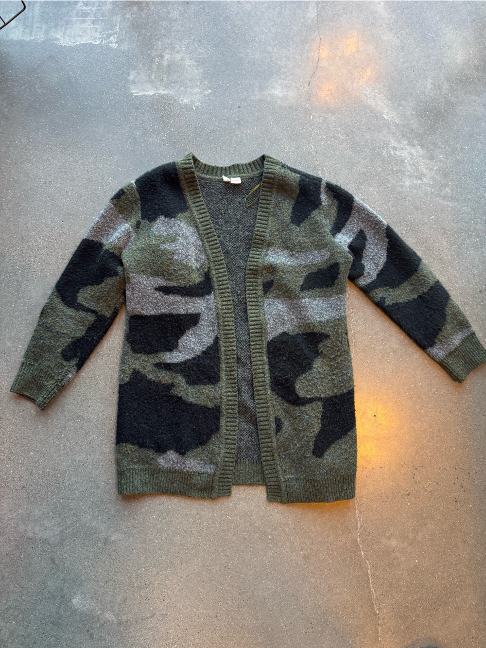 Moth Camouflage Open-Front Cardigan in Olive, Black, Gray
